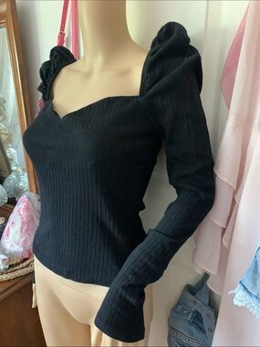 Black backless fitted long puff sleeve sweetheart neckline top M